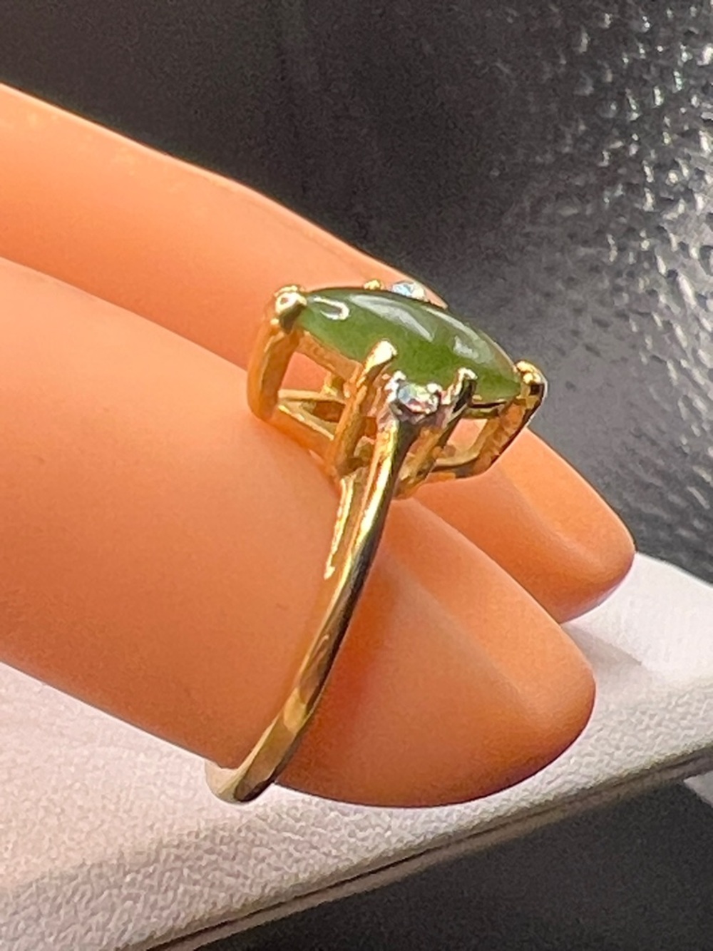 JC Penny 18k HGE Ring with Green Jadite Stone, 5 - Picture 3 of 7